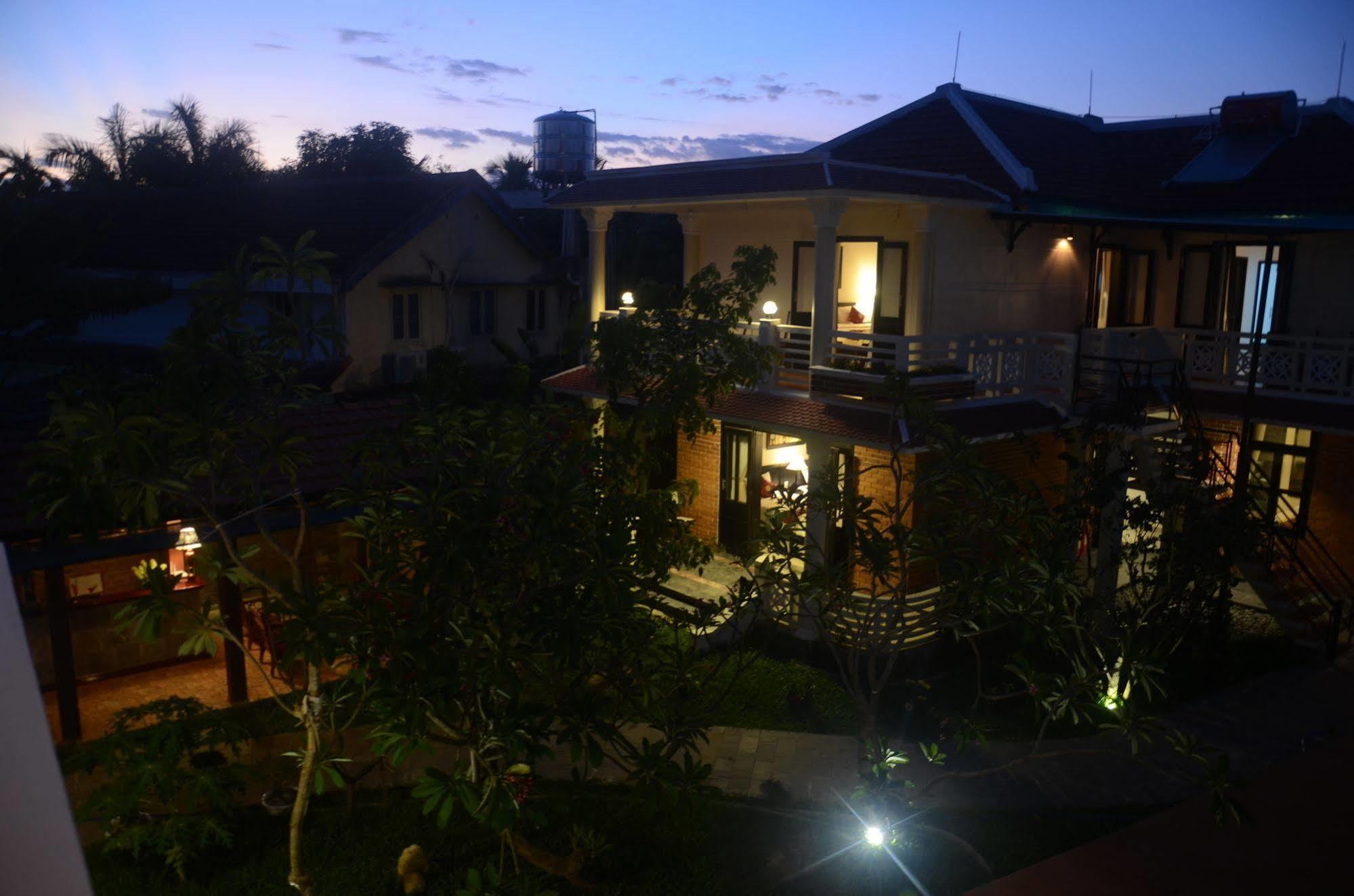Hoi An Red Frangipani Villa Exterior photo